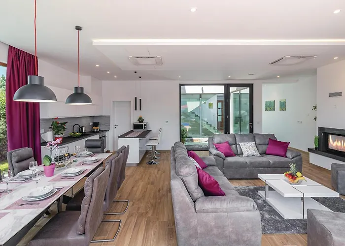 Cozy In Cervar With Sauna Casa vacanze *