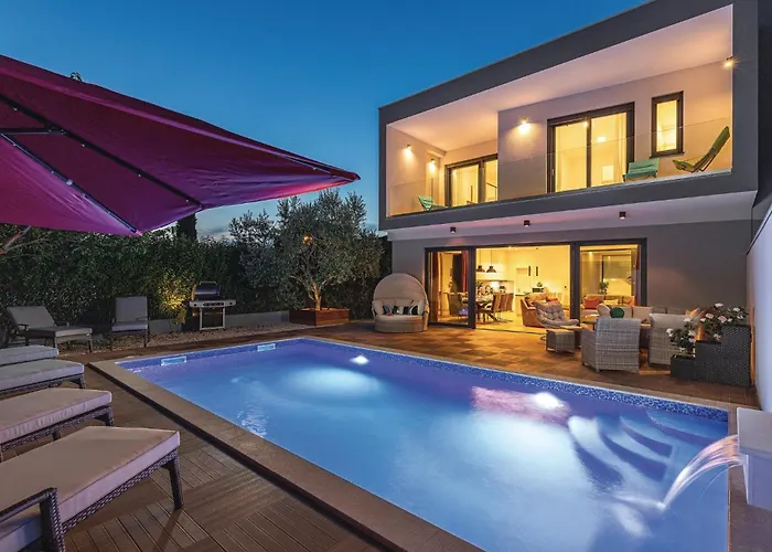 Casa vacanze Cozy In Cervar With Sauna Porec