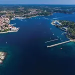 Cozy In Cervar With Sauna Semesterbostad Poreč