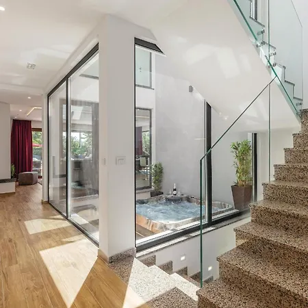 Cozy In Cervar With Sauna *