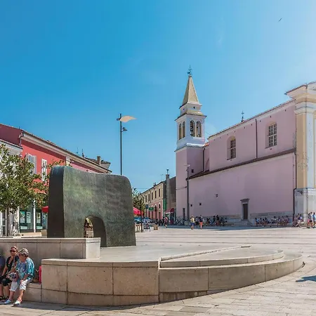 Cozy In Cervar With Sauna