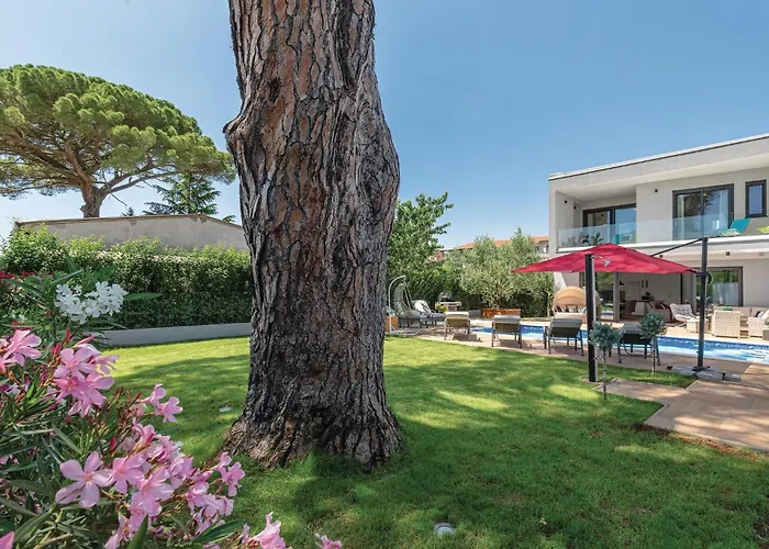 Дом отдыха Cozy In Cervar With Sauna Пореч