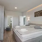 Cozy In Cervar With Sauna פורץ