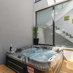 Cozy In Cervar With Sauna בית נופש