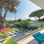 Cozy In Cervar With Sauna פורץ