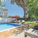 Cozy In Cervar With Sauna בית נופש